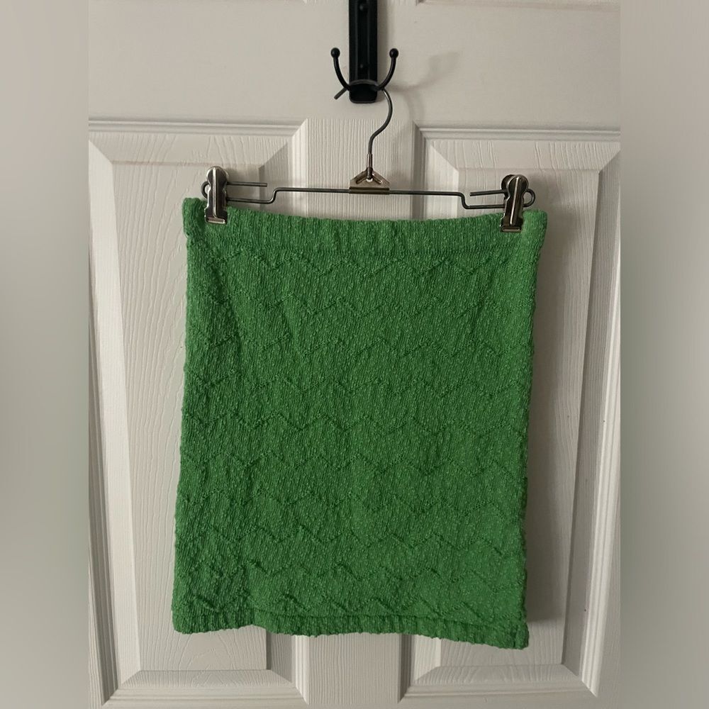 🆕 Women’s Cellecci Green Crochet Boho Skirt Size medium